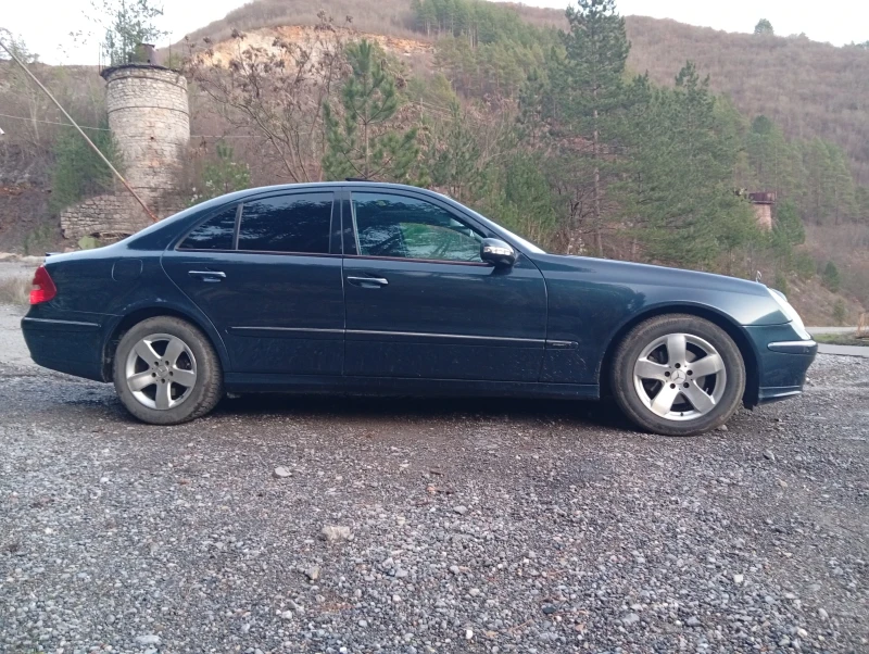 Mercedes-Benz E 320, снимка 3 - Автомобили и джипове - 52829481