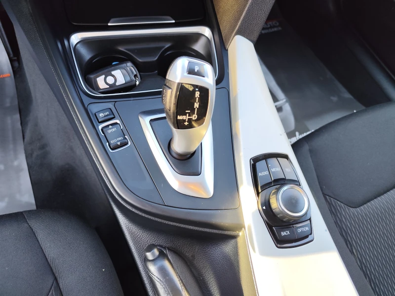 BMW 320 xD* xDRIVE* 2.0D* EURO5B* АВТОМАТИК* 100%KILOMETRI, снимка 10 - Автомобили и джипове - 52926213