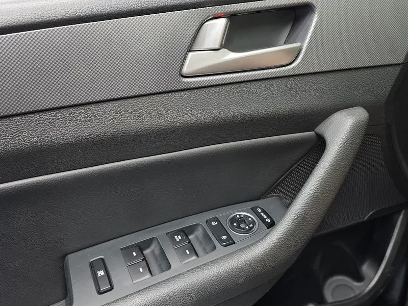 Hyundai Sonata New Rise 2.0 Smart, снимка 16 - Автомобили и джипове - 55259890