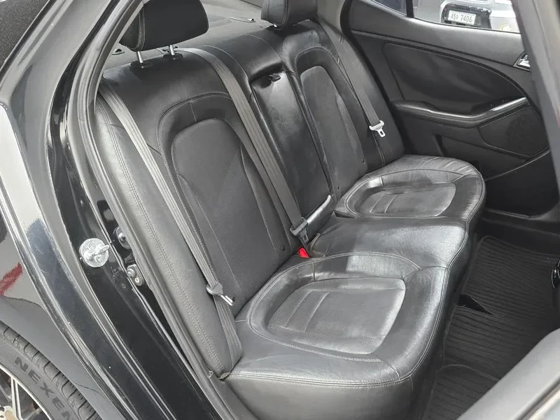 Kia K5 2.0 Luxury, снимка 12 - Автомобили и джипове - 55786484