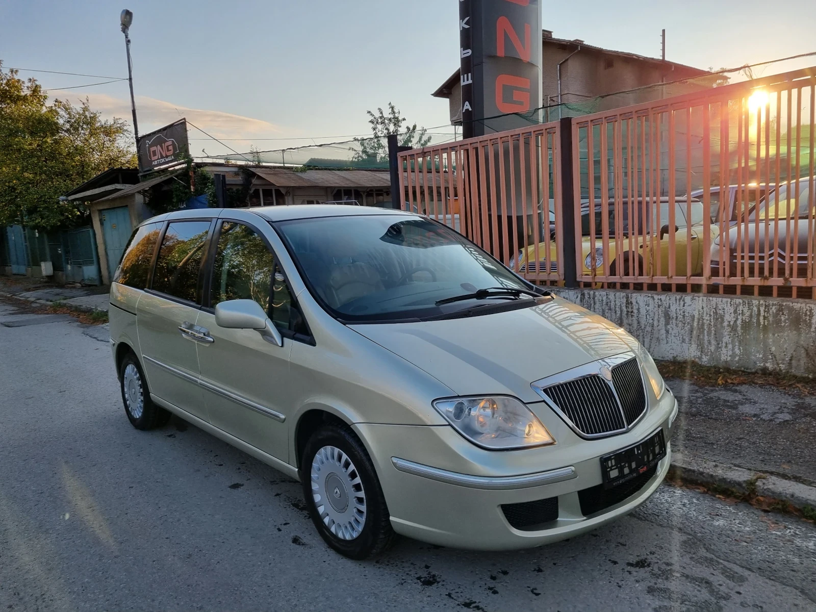 Lancia Phedra 2, 000JTDm EURO4  - изображение 2