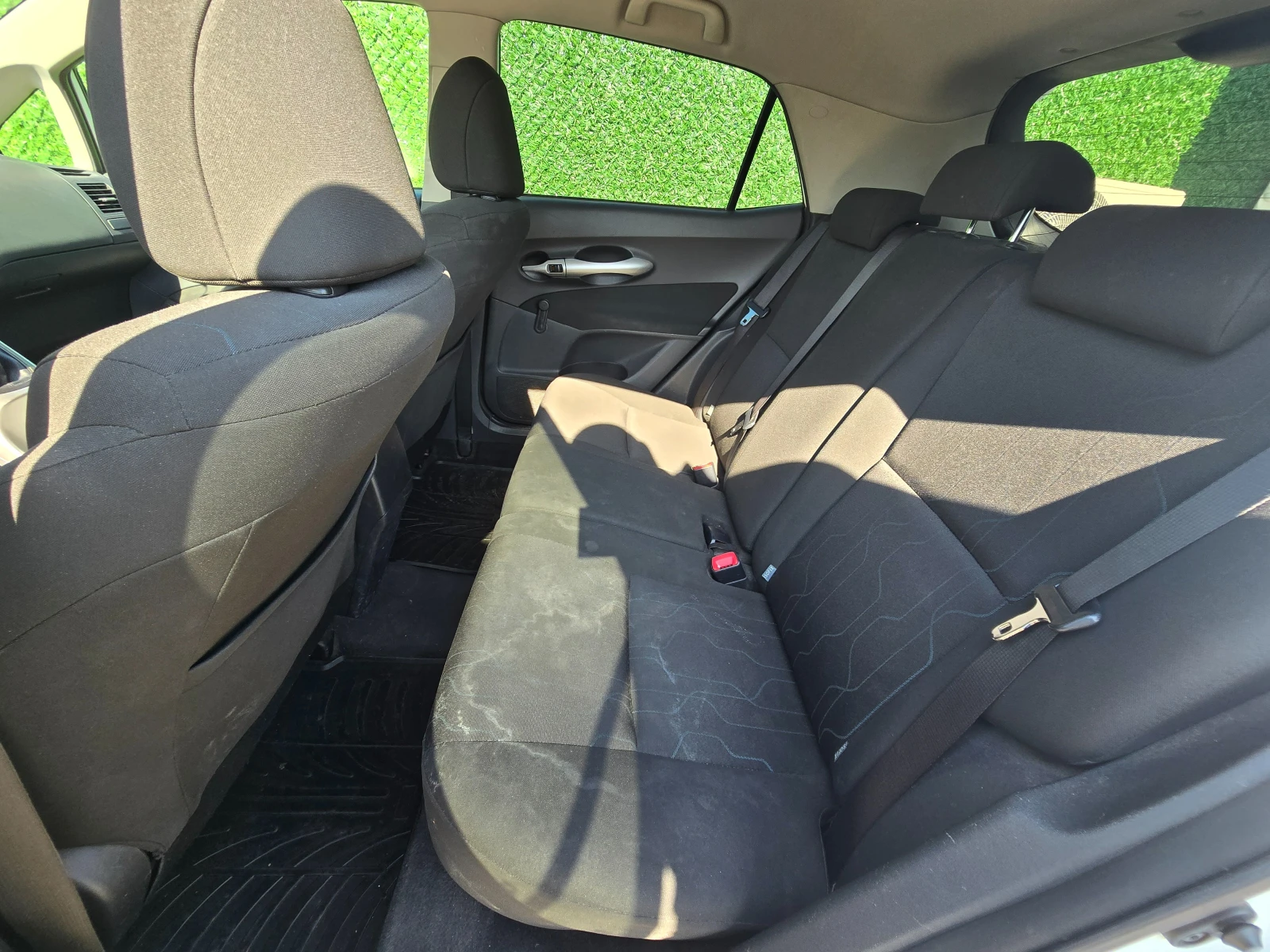 Toyota Auris 1.4D 90..ZR   | Mobile.bg   13