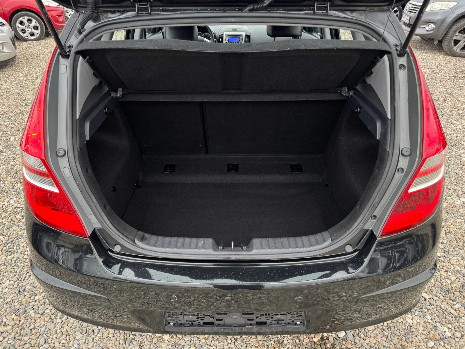 Hyundai I30 1.6 16v 122hp БЕНЗИН/КОЖА - изображение 6