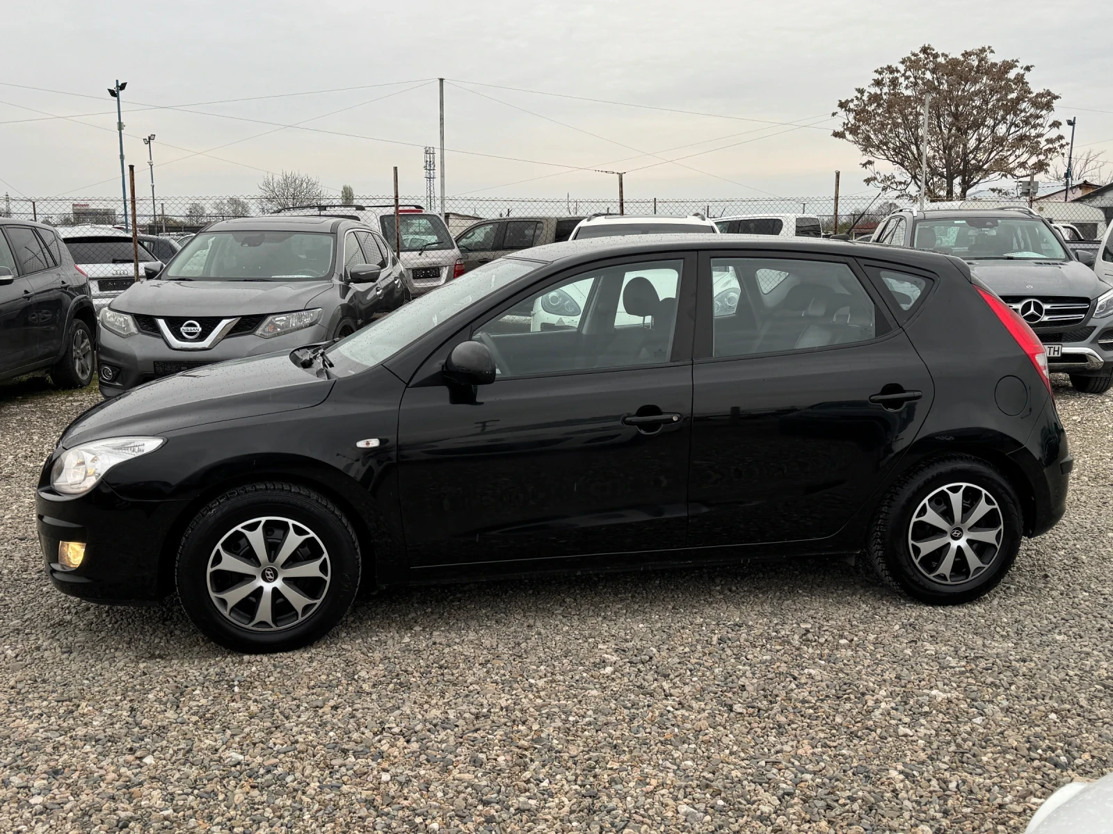 Hyundai I30 1.6 16v 122hp БЕНЗИН/КОЖА - изображение 3