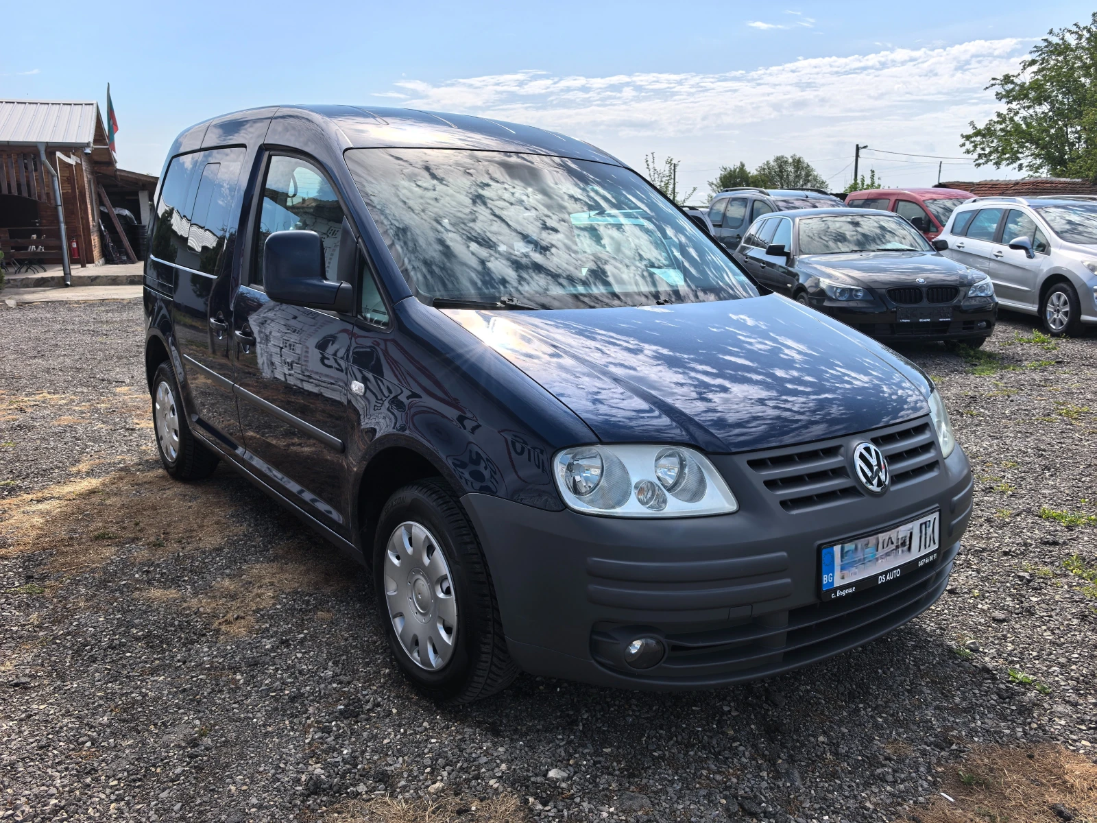 VW Caddy LIFE 1.9TDI - изображение 7