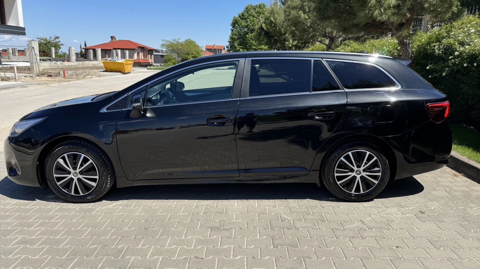Toyota Avensis  - изображение 2