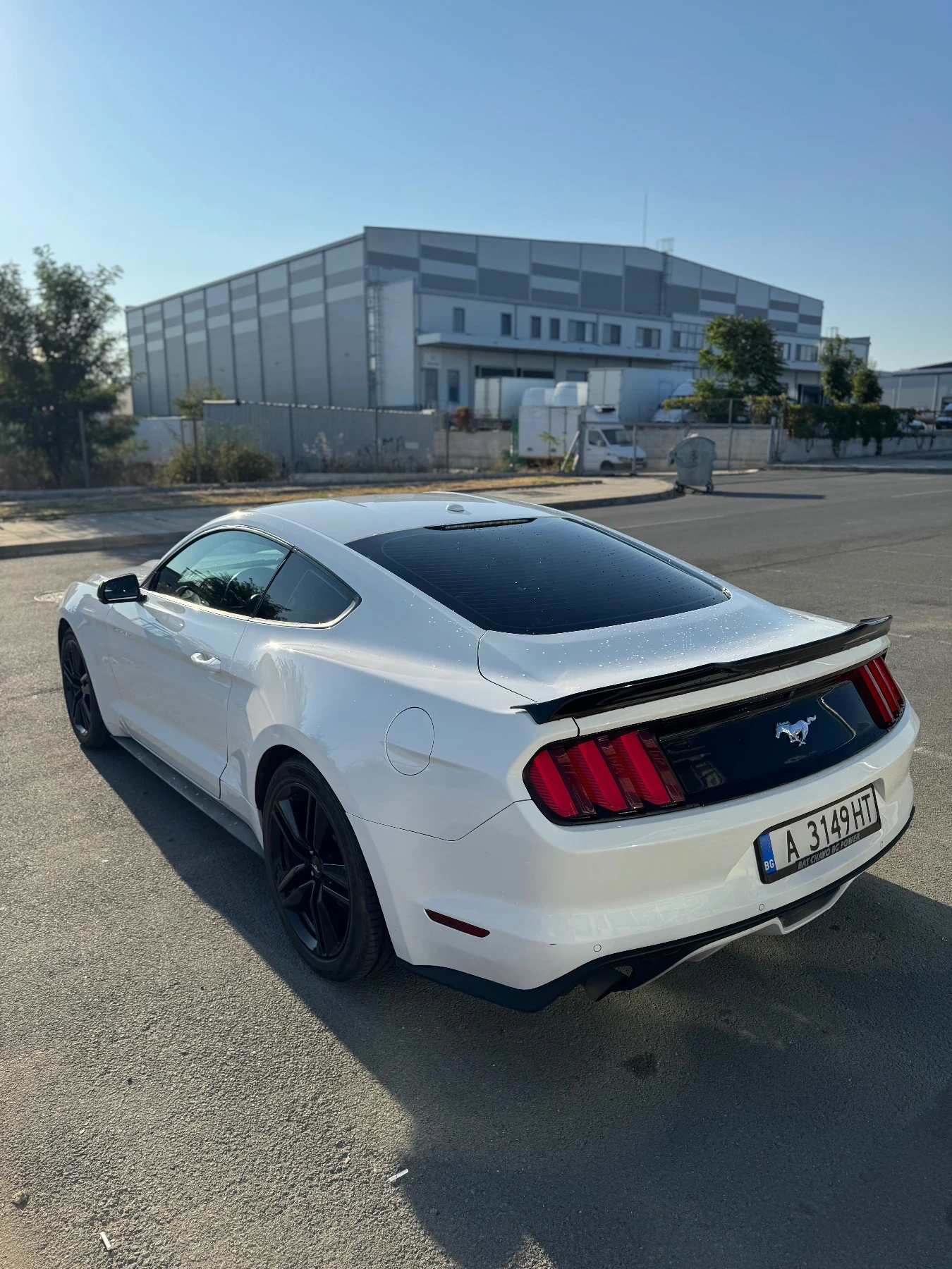 Ford Mustang S550 2.3L Turbo - Premium and Performance packages - изображение 4