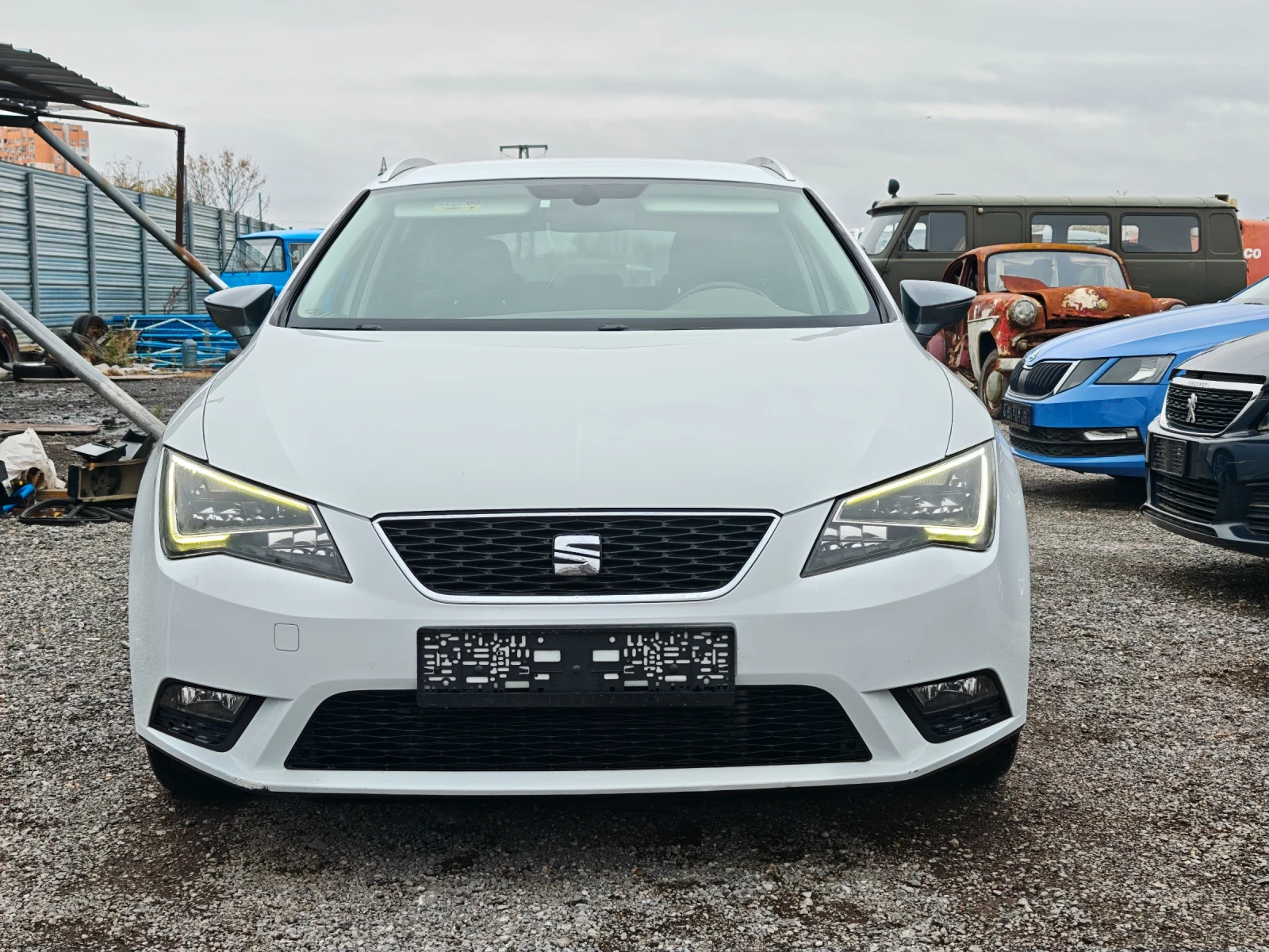 Seat Leon 1.4TGI AUTOMATIC FULL LED EURO 6B - изображение 2