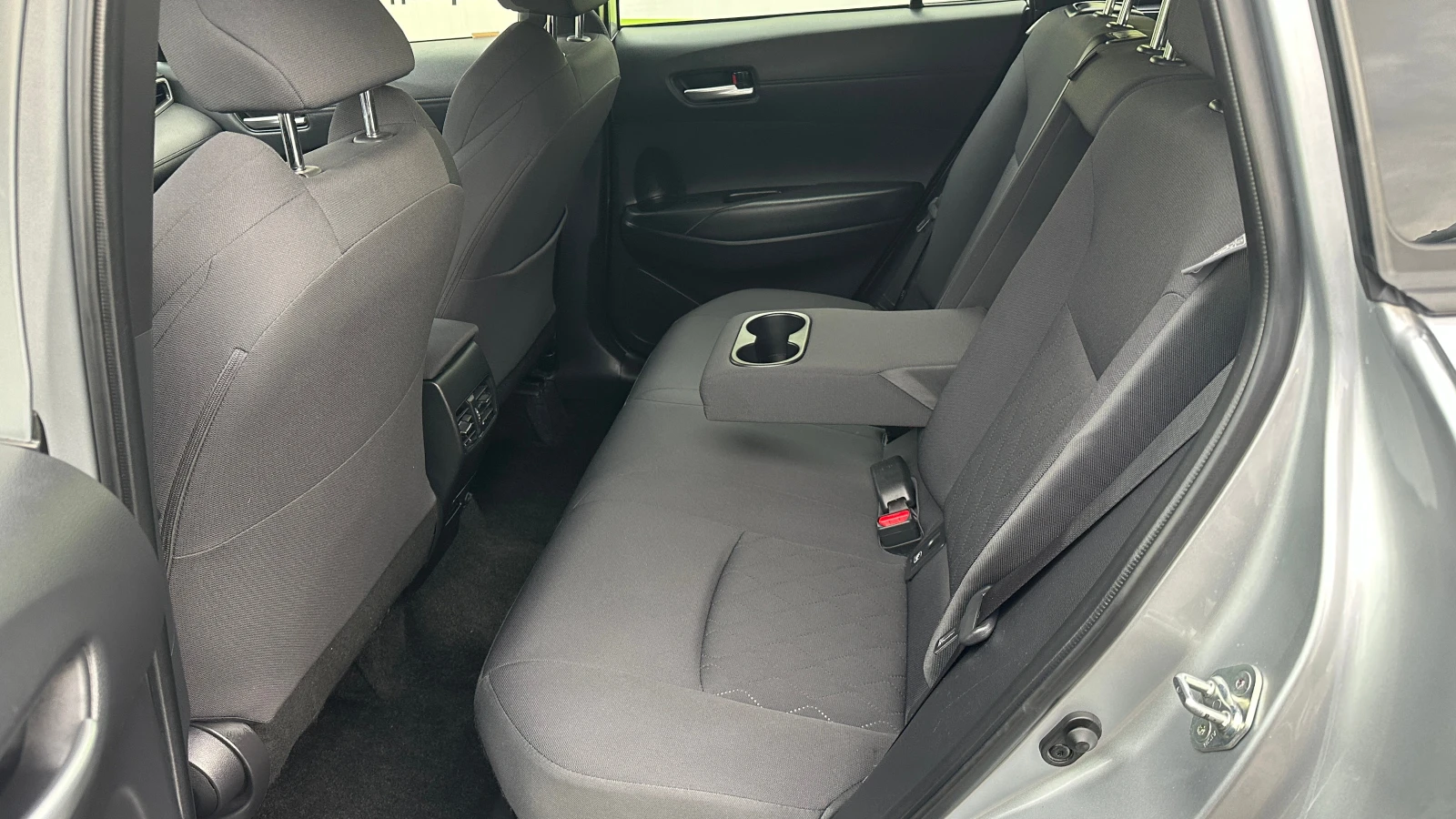 Toyota Corolla Cross 2.0 Hybrid, Гаранция - изображение 9