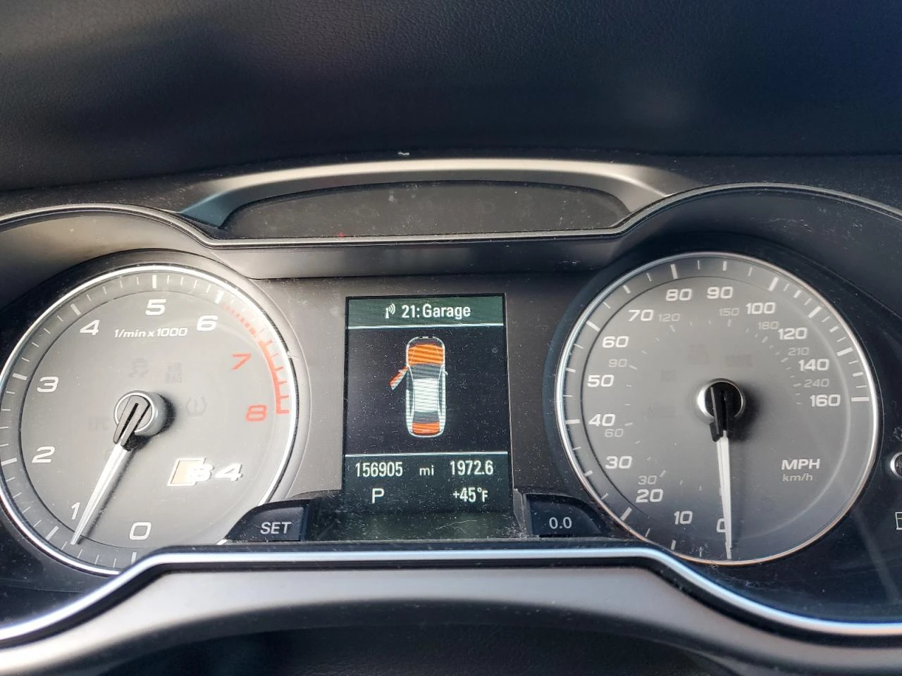 Audi S4 PREMIUM + / ПЪЛНА СЕРВИЗНА/2МА СОБСТВЕНИКА - изображение 9