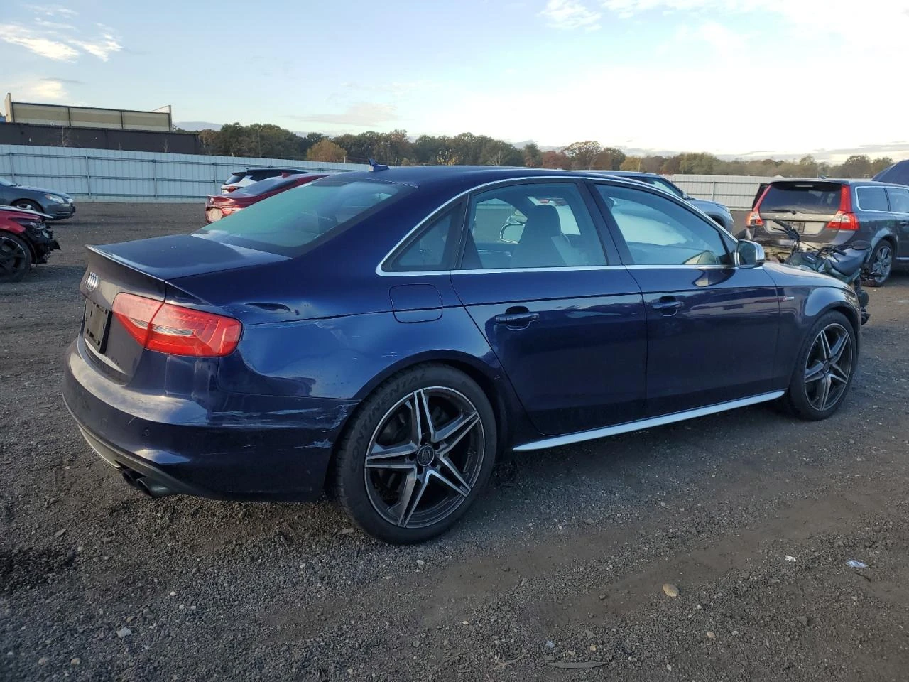 Audi S4 PREMIUM + / ПЪЛНА СЕРВИЗНА/2МА СОБСТВЕНИКА - изображение 3