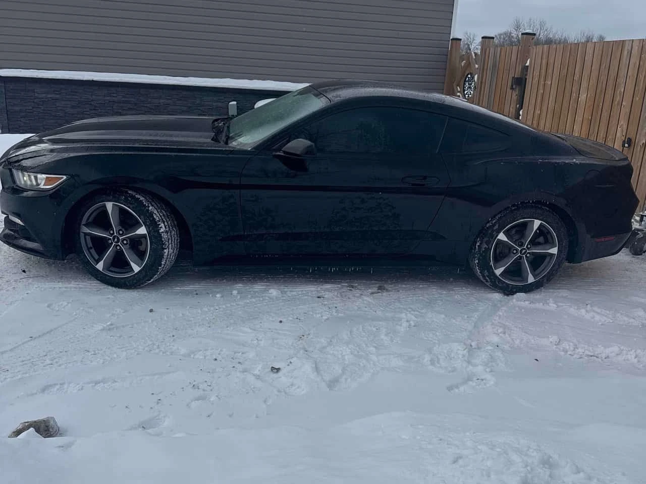 Ford Mustang V6/CARFAX/KEYLESS | Mobile.bg � ����������� 3