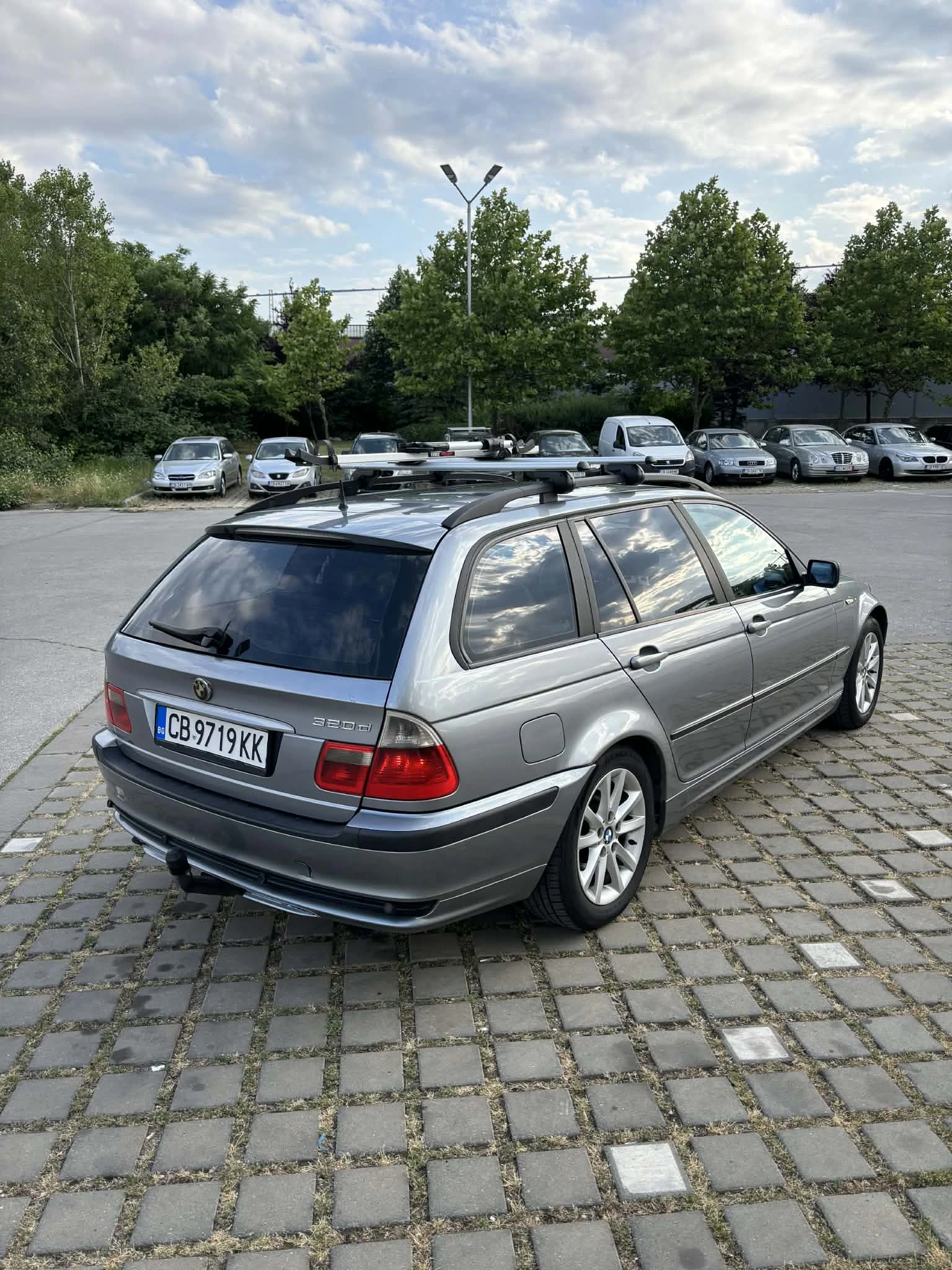 BMW 320 Фейслифт 150 к.с. 6 скорости, снимка 3 - Автомобили и джипове - 54197257