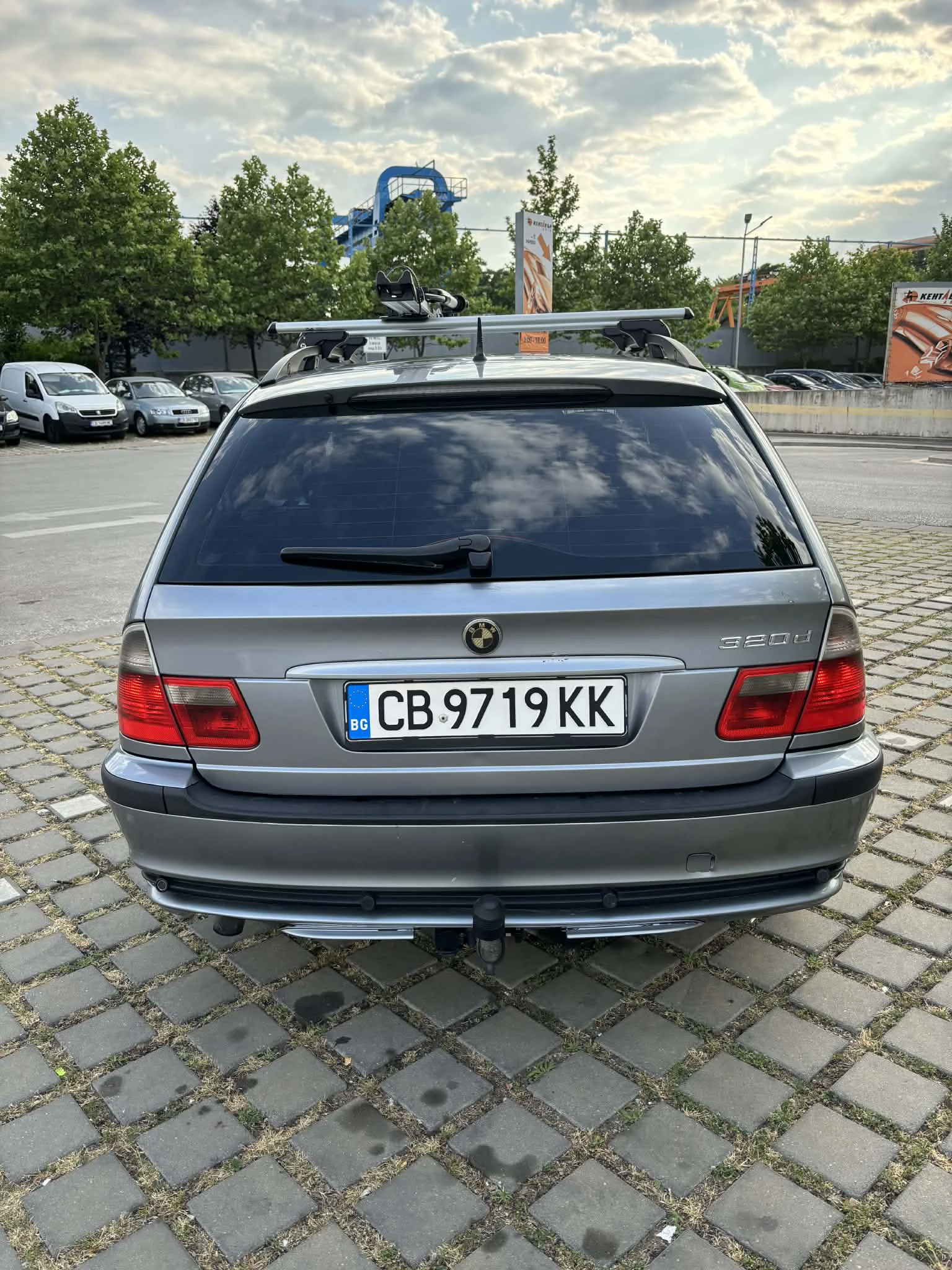 BMW 320 Фейслифт 150 к.с. 6 скорости, снимка 17 - Автомобили и джипове - 54197257