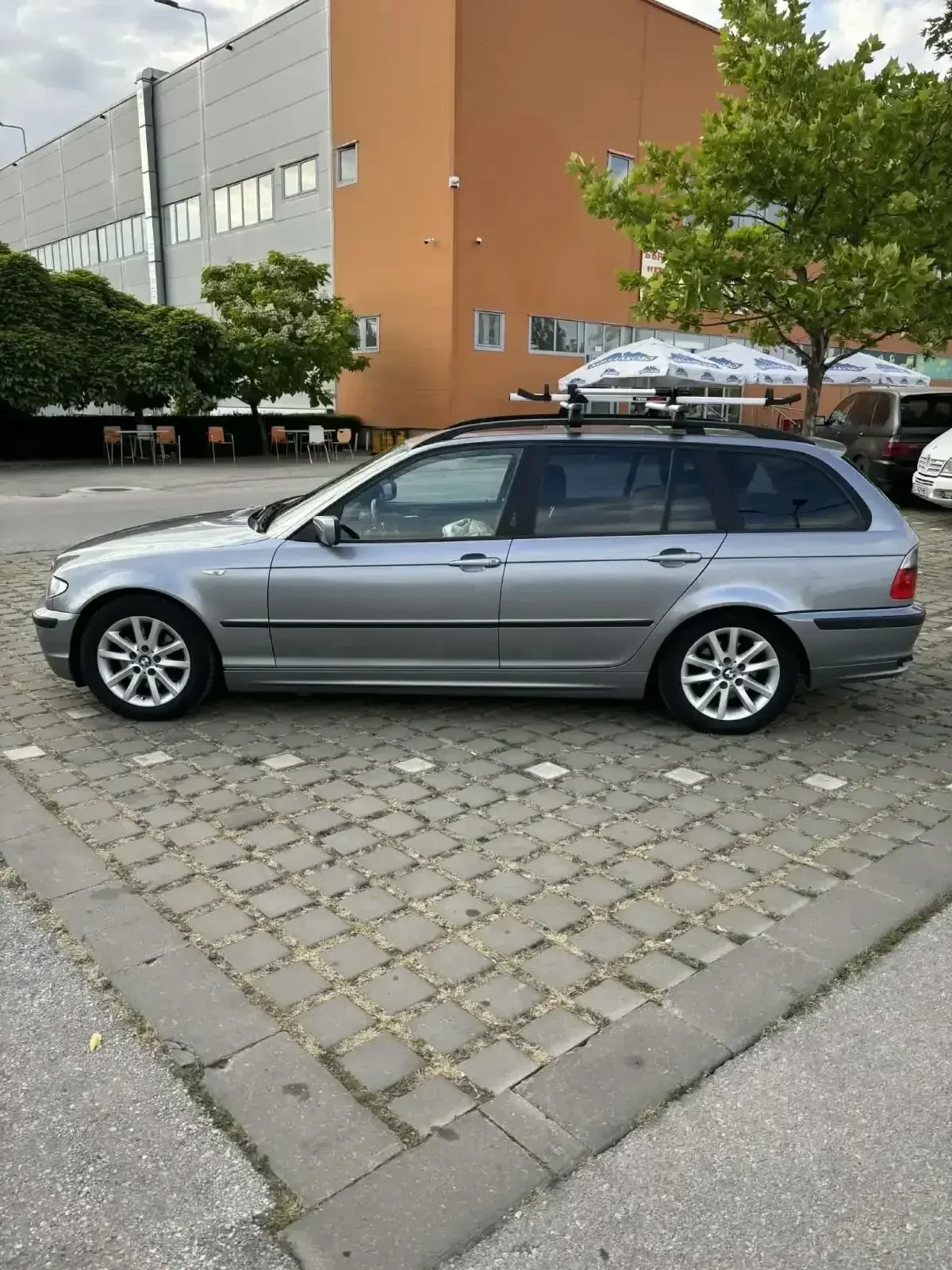 BMW 320 Фейслифт 150 к.с. 6 скорости, снимка 2 - Автомобили и джипове - 54197257