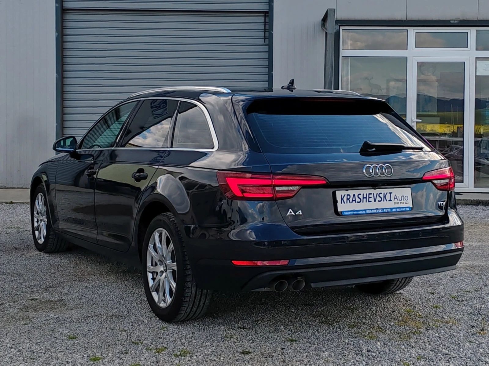 Audi A4 2.0TDI 190kc Virtual S-tronic Full Led, снимка 4 - Автомобили и джипове - 54298017