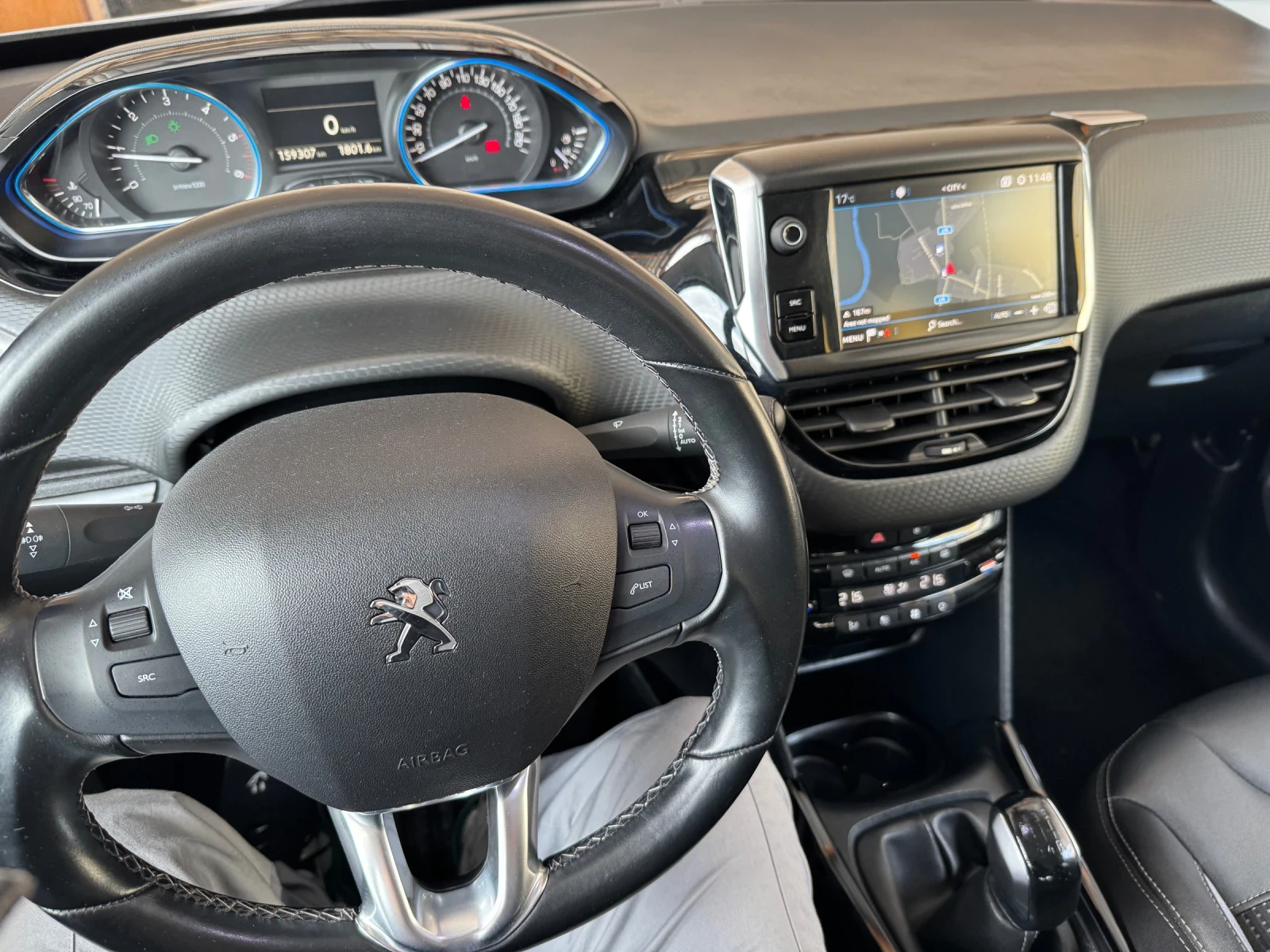 Peugeot 2008 1.5 Blue-HDi Allure* FACE LIFT* КОЖА* EURO 6, снимка 10 - Автомобили и джипове - 54302809
