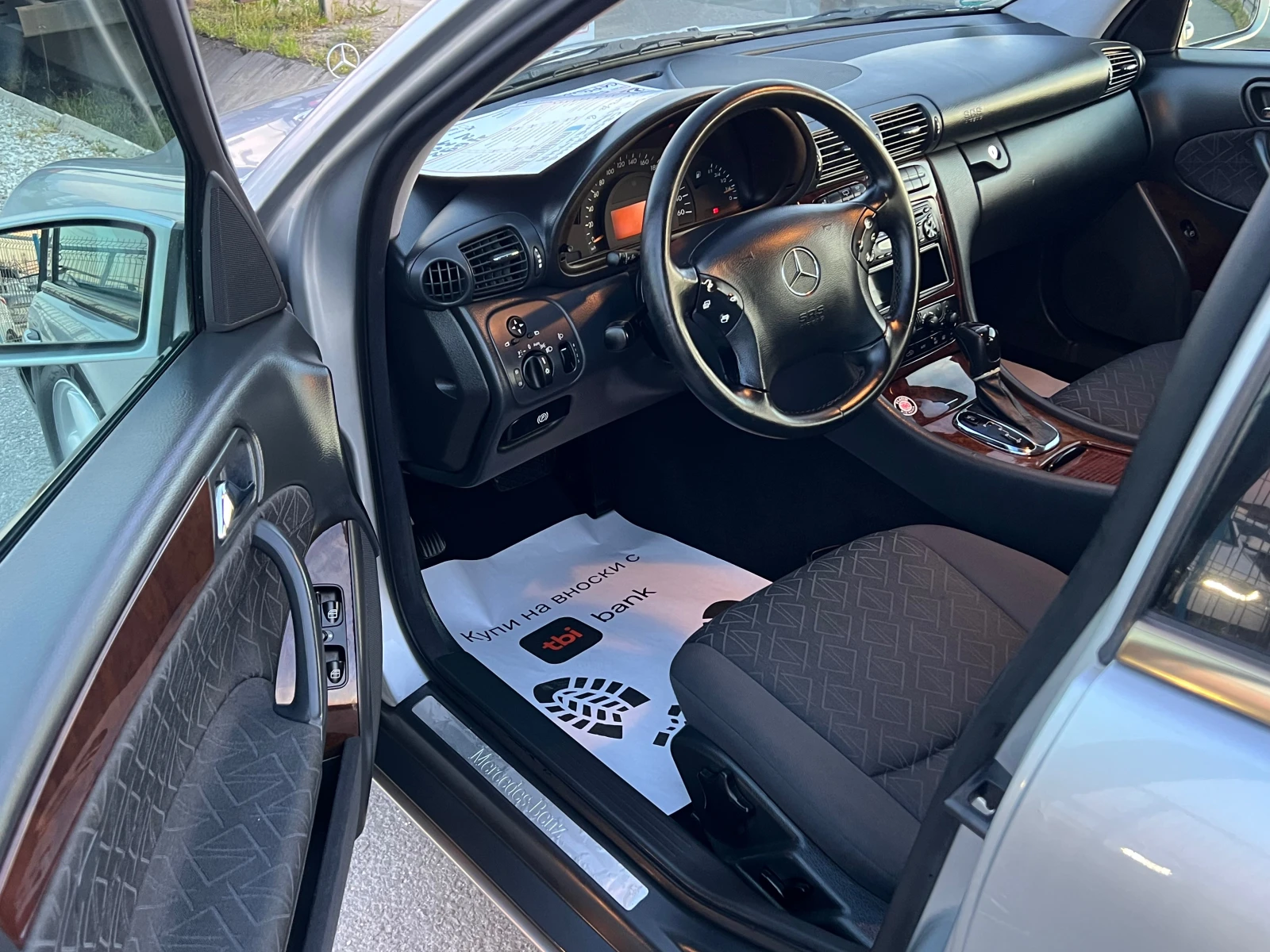 Mercedes-Benz C 220 ЛИЗИНГ-АВТОМАТ-КЛИМА, снимка 7 - Автомобили и джипове - 54305914