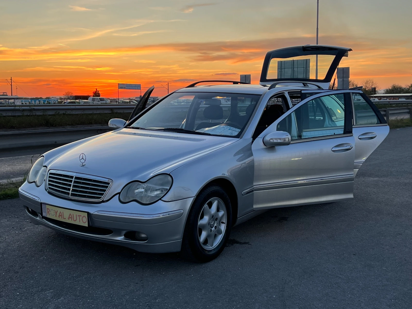 Mercedes-Benz C 220 ЛИЗИНГ-АВТОМАТ-КЛИМА, снимка 15 - Автомобили и джипове - 54305914