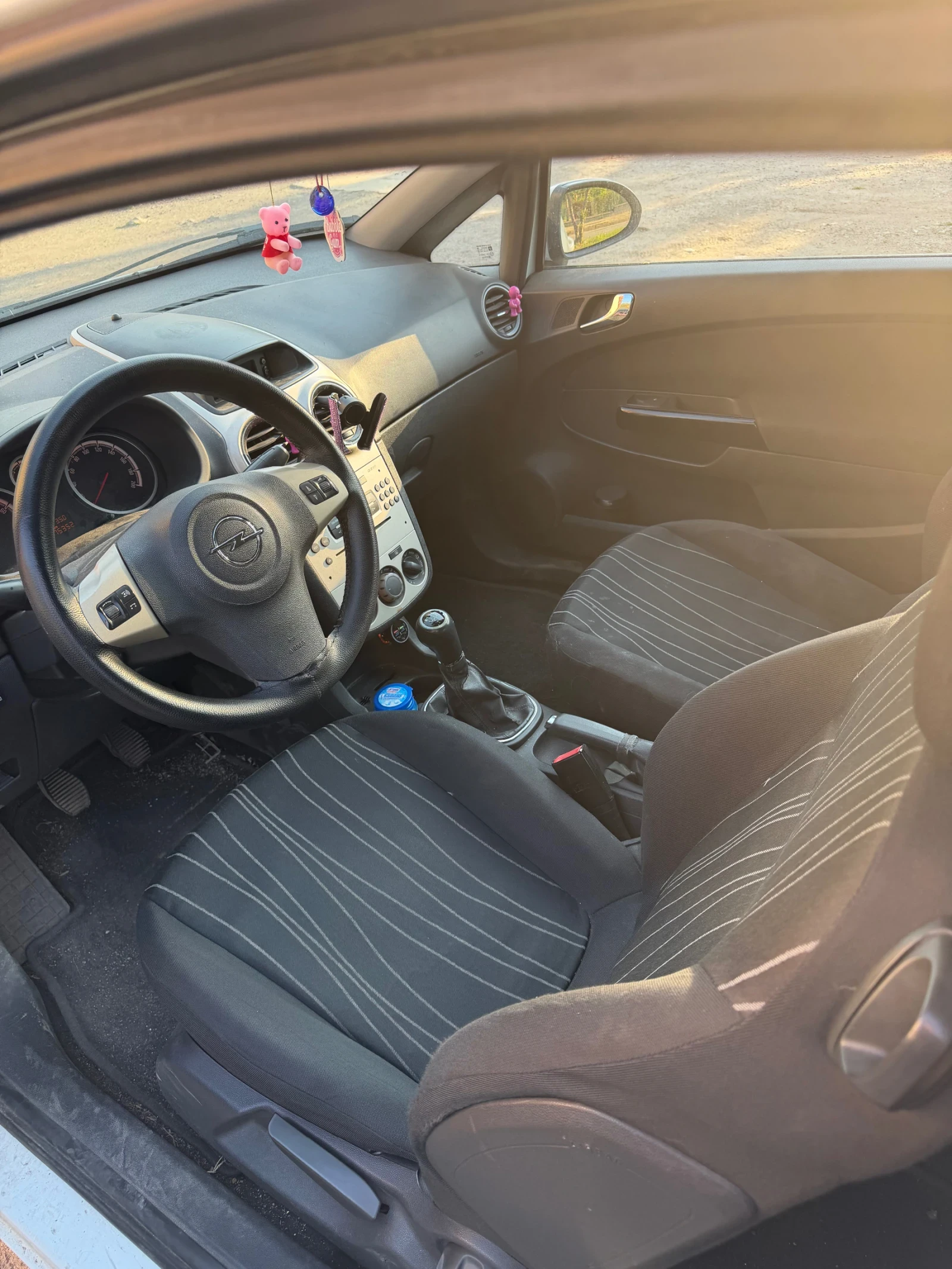 Opel Corsa 1.2, снимка 6 - Автомобили и джипове - 54476280