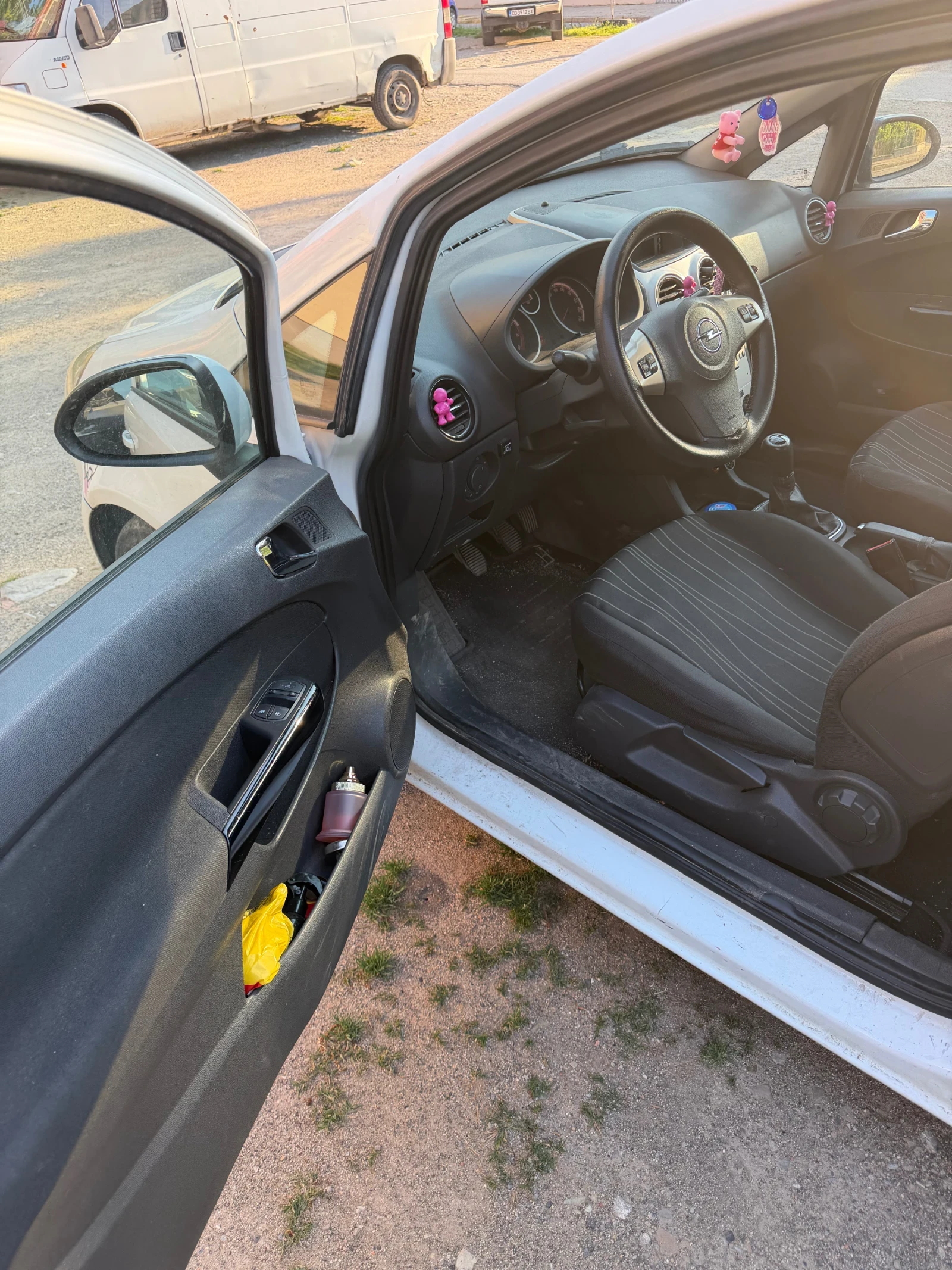 Opel Corsa 1.2, снимка 5 - Автомобили и джипове - 54476280