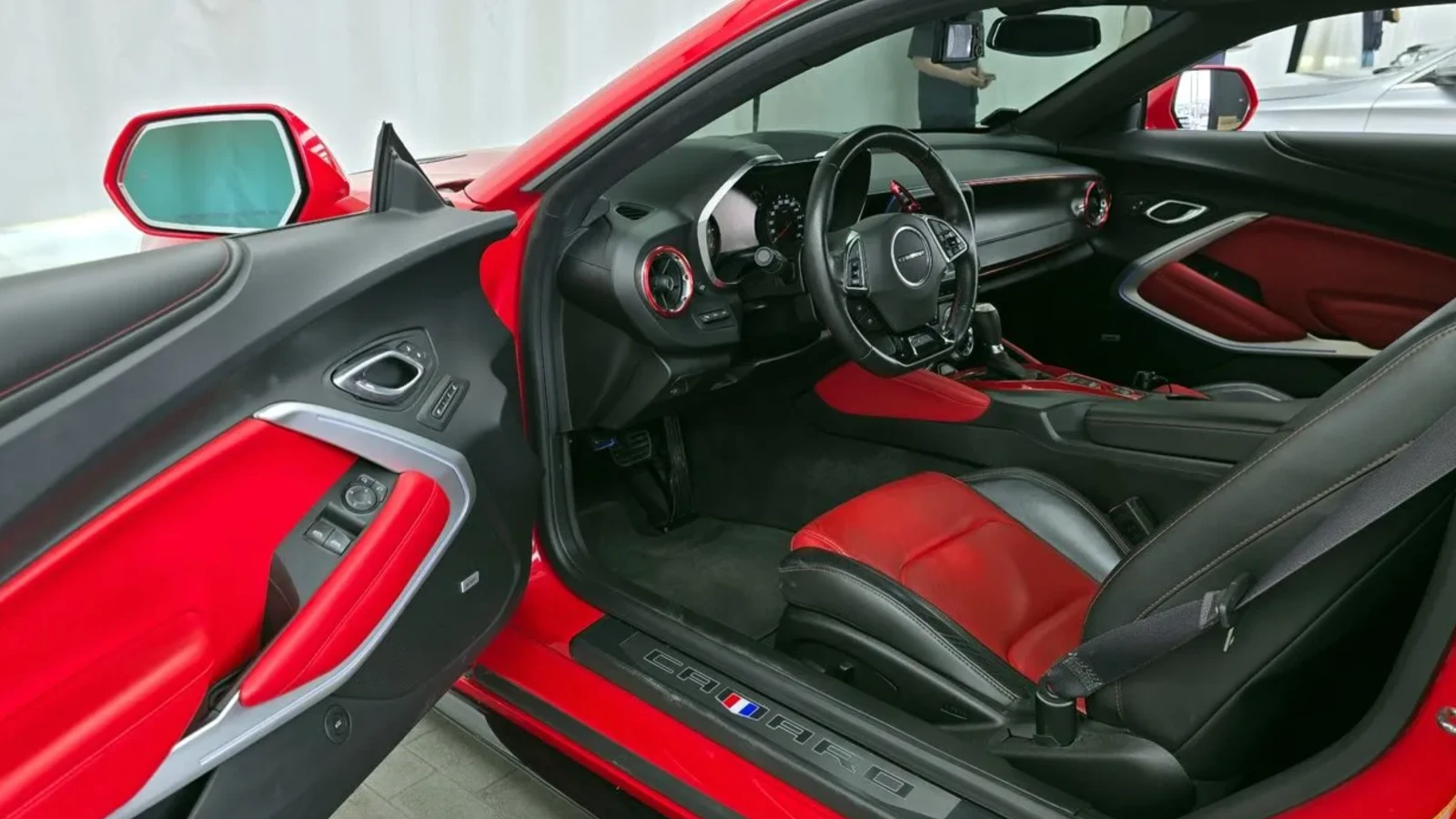 Chevrolet Camaro 6.2 V8/ SS / ОБДУХ / HEAD UP / BOSE, снимка 7 - Автомобили и джипове - 54822426
