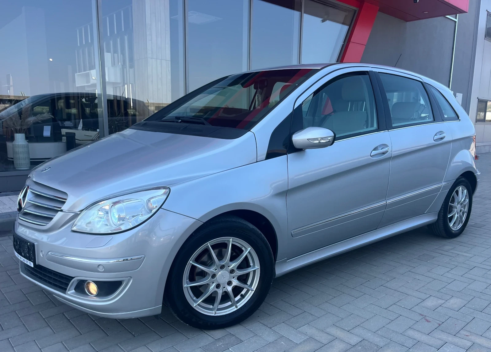 Mercedes-Benz B 170 Ксенон/парктротик/кламатр.
