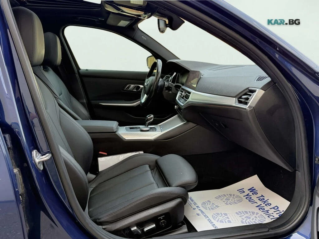 BMW 330 Sport-Line * HUD * 360 * АвтоКредит (ЦЕНА ДО БГ), снимка 10 - Автомобили и джипове - 56132331