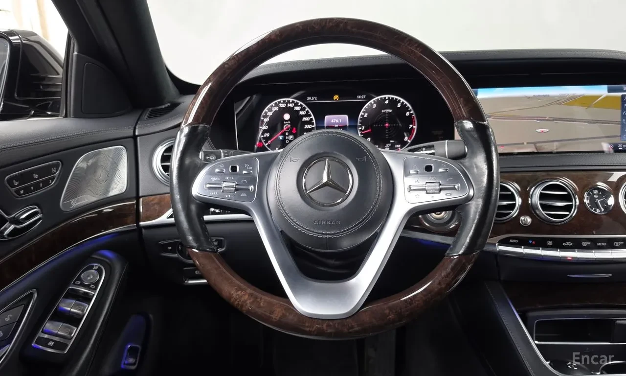 Mercedes-Benz S 560 4MATIC, снимка 11 - Автомобили и джипове - 56211775