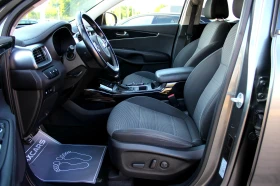Kia Sorento 2.2CRDi 7 МЕСТА/СОБСТВЕН ЛИЗИНГ, снимка 12
