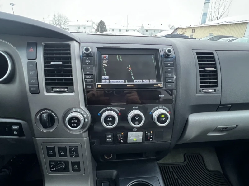 Toyota Sequoia PLATINUM, снимка 17 - Автомобили и джипове - 48675790