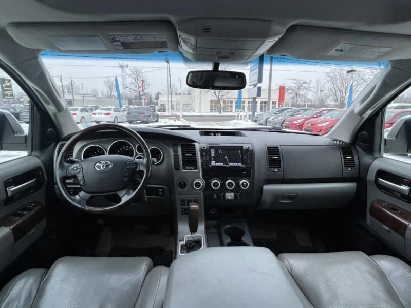 Toyota Sequoia PLATINUM, снимка 7 - Автомобили и джипове - 48675790