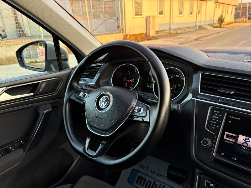 VW Tiguan 2.0TDI АВТОМАТИК* 4Х4* ОФРОУД ПАКЕТ* 116 000км* , снимка 10 - Автомобили и джипове - 51628307