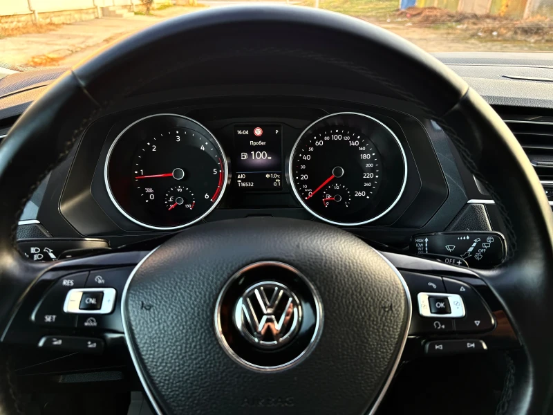 VW Tiguan 2.0TDI АВТОМАТИК* 4Х4* ОФРОУД ПАКЕТ* 116 000км* , снимка 11 - Автомобили и джипове - 51628307