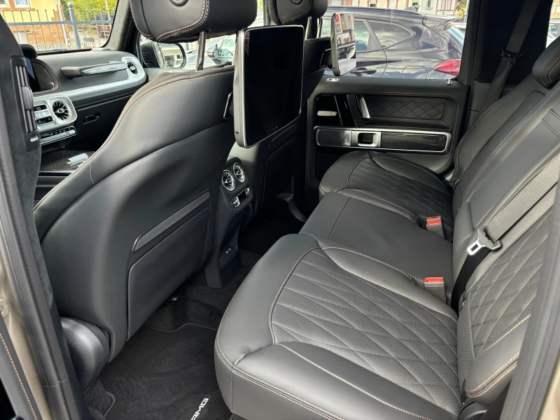 Mercedes-Benz G 63 AMG AMG Dark Olive Magno A22 Superior Нов Наличен, снимка 10 - Автомобили и джипове - 51824851
