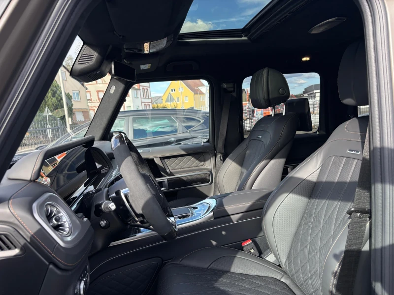 Mercedes-Benz G 63 AMG AMG Dark Olive Magno A22 Superior Нов Наличен, снимка 8 - Автомобили и джипове - 51824851