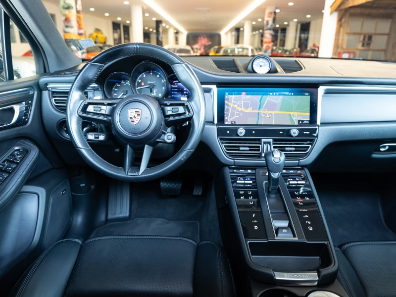 Porsche Macan T, снимка 8 - Автомобили и джипове - 52534473