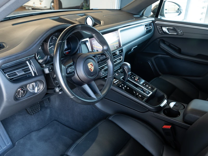 Porsche Macan T, снимка 6 - Автомобили и джипове - 52534473