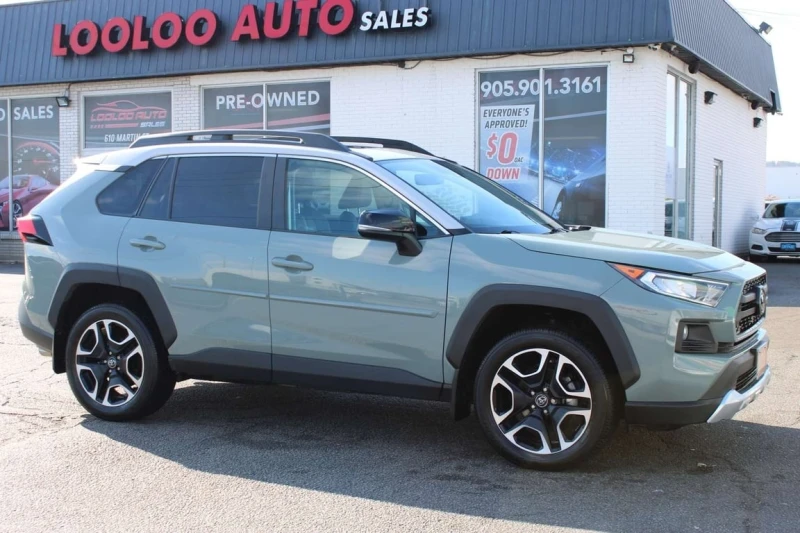 Toyota Rav4 Trail AWD| Panoramic Sunroof| Keyless , снимка 2 - Автомобили и джипове - 53361295