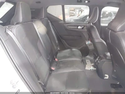 Volvo XC40 RECHARGE PURE ELECTRIC P8 TWIN ULTIMATE, снимка 7 - Автомобили и джипове - 55723143