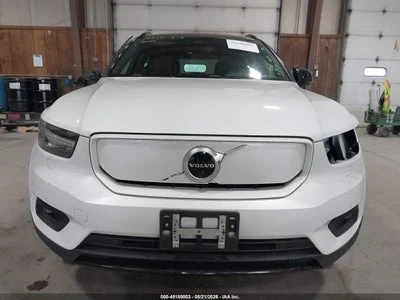 Volvo XC40 RECHARGE PURE ELECTRIC P8 TWIN ULTIMATE, снимка 10 - Автомобили и джипове - 55723143