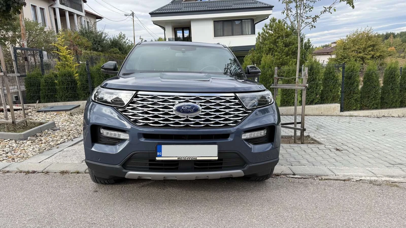 Ford Explorer PLATINUM 3.0 PHEV EcoBoost V6 457к.с., снимка 1
