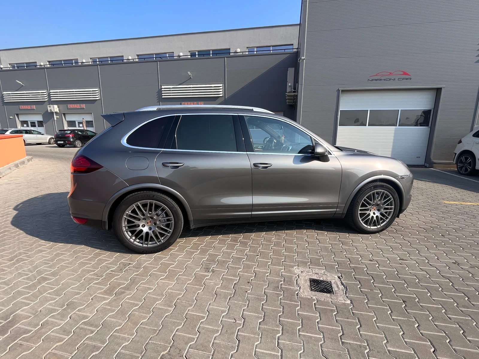 Porsche Cayenne 4.2  - изображение 4