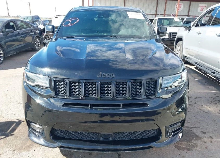 Jeep Grand cherokee 2019 JEEP GRAND CHEROKEE SRT 4X4 - изображение 2