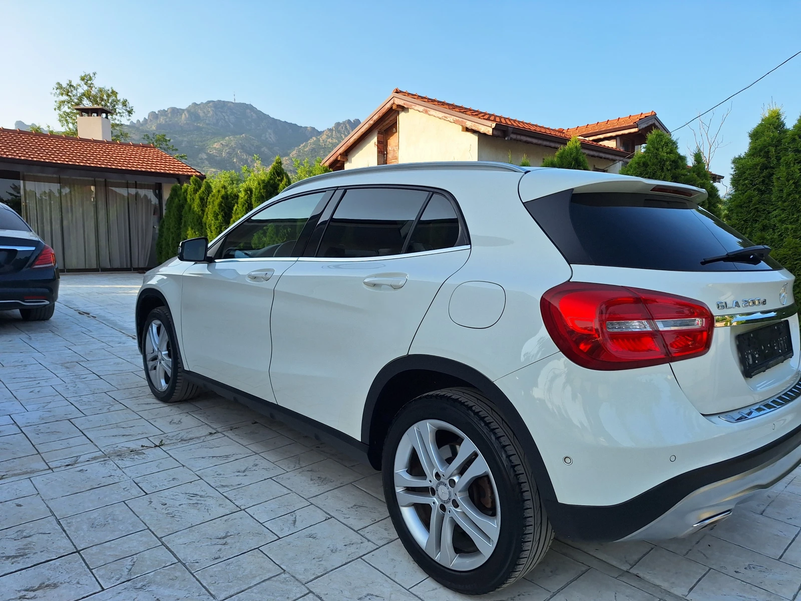 Mercedes-Benz GLA 220 2.0 CDI KOJA NAVI KATO HOBA  - изображение 8