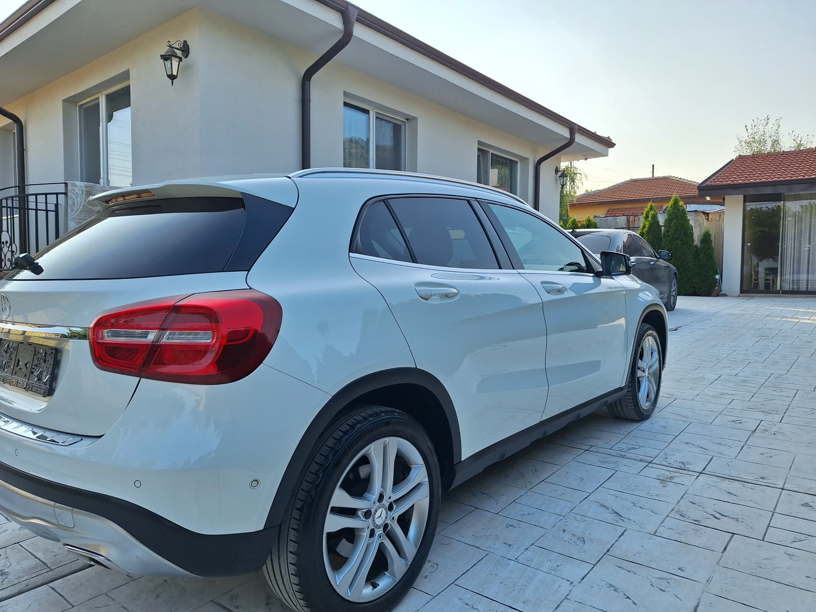 Mercedes-Benz GLA 220 2.0 CDI KOJA NAVI KATO HOBA  - изображение 4