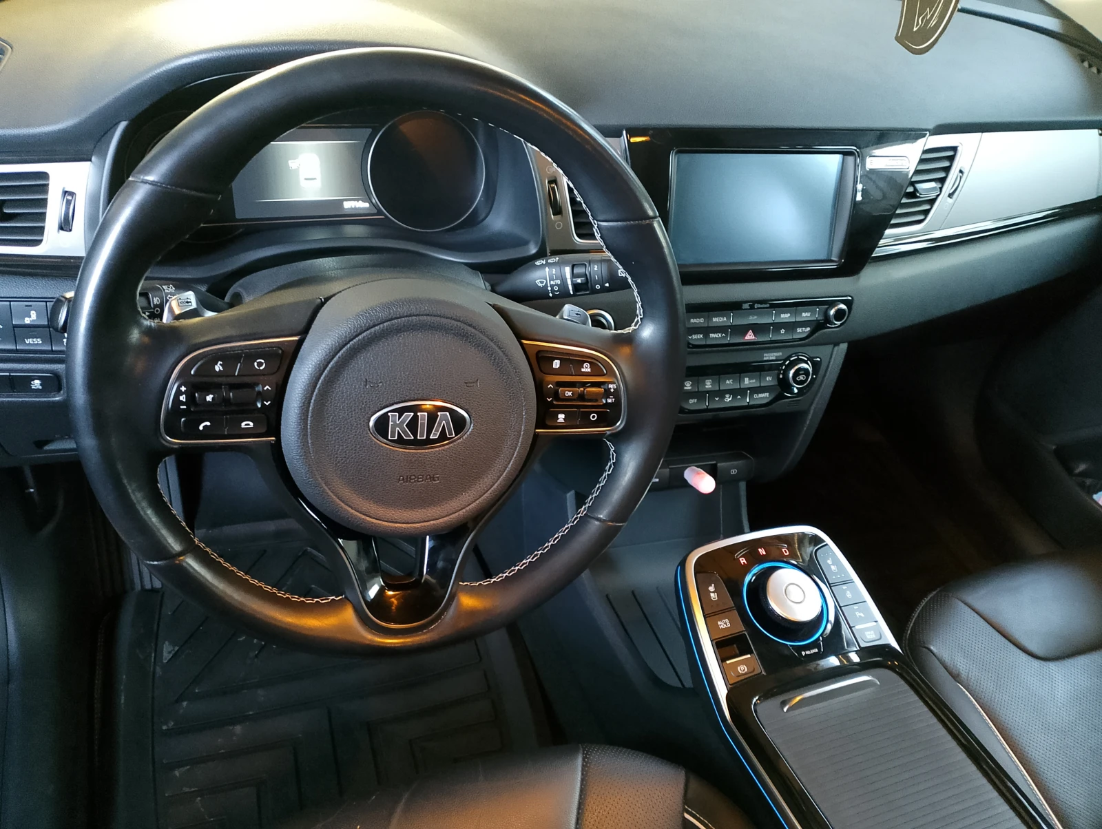 Kia Niro 65KW* 100%SOH* EXECUTIVELINE* NAVI* ТЕРМОПОМПА - изображение 8