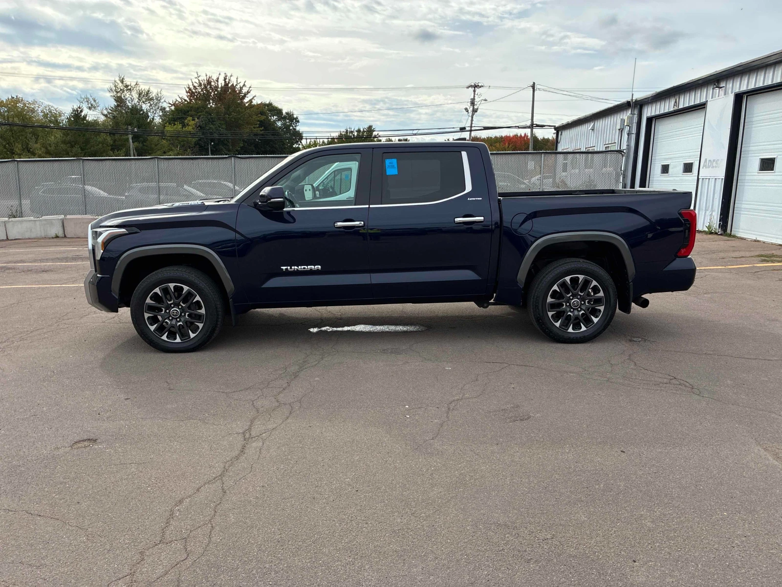 Toyota Tundra * Limited hybrid* CARFAX * БЕЗ ПЪРВОНАЧАЛНА ВНОСКА - изображение 3