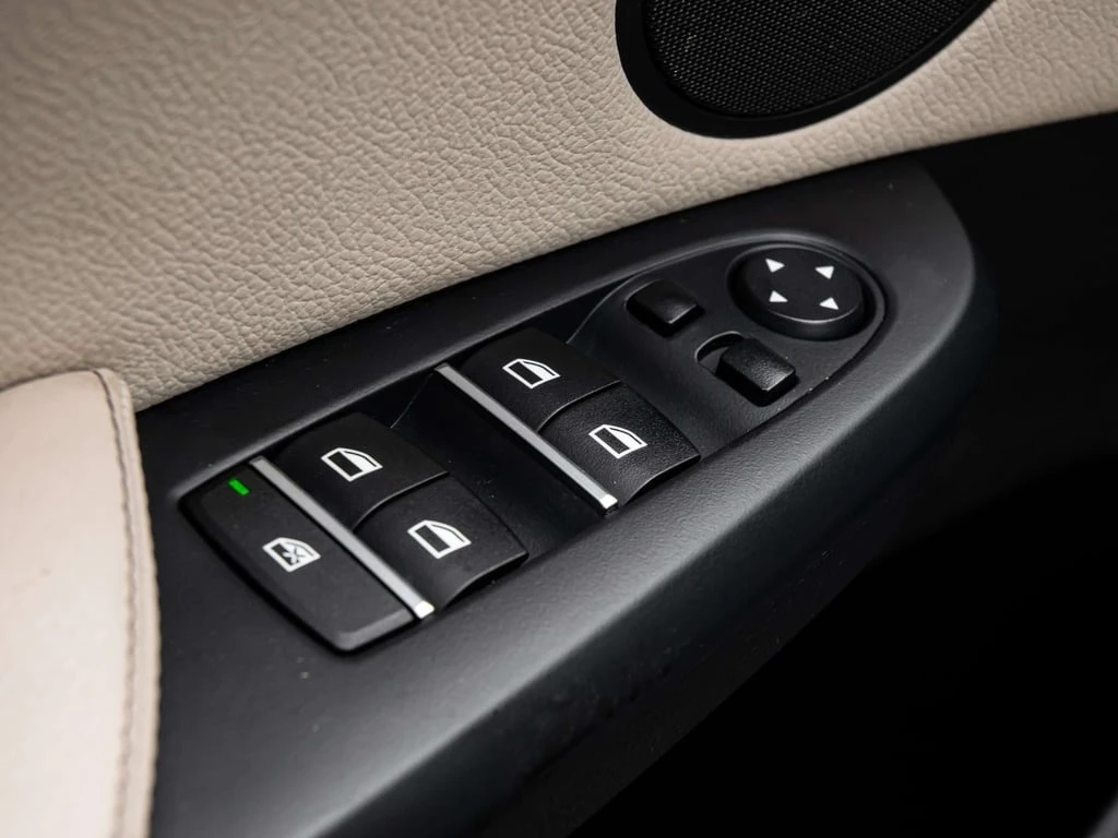 BMW X3 * CARFAX * ���� �� �� | Mobile.bg � ����������� 13