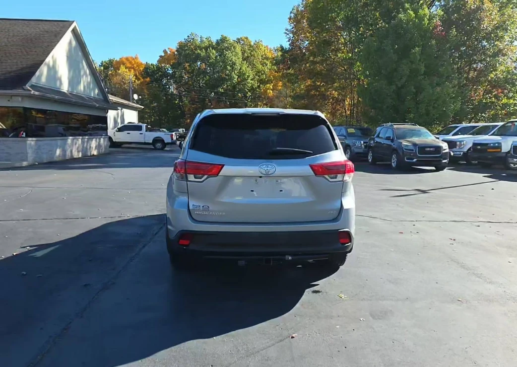 Toyota Highlander LE - изображение 5